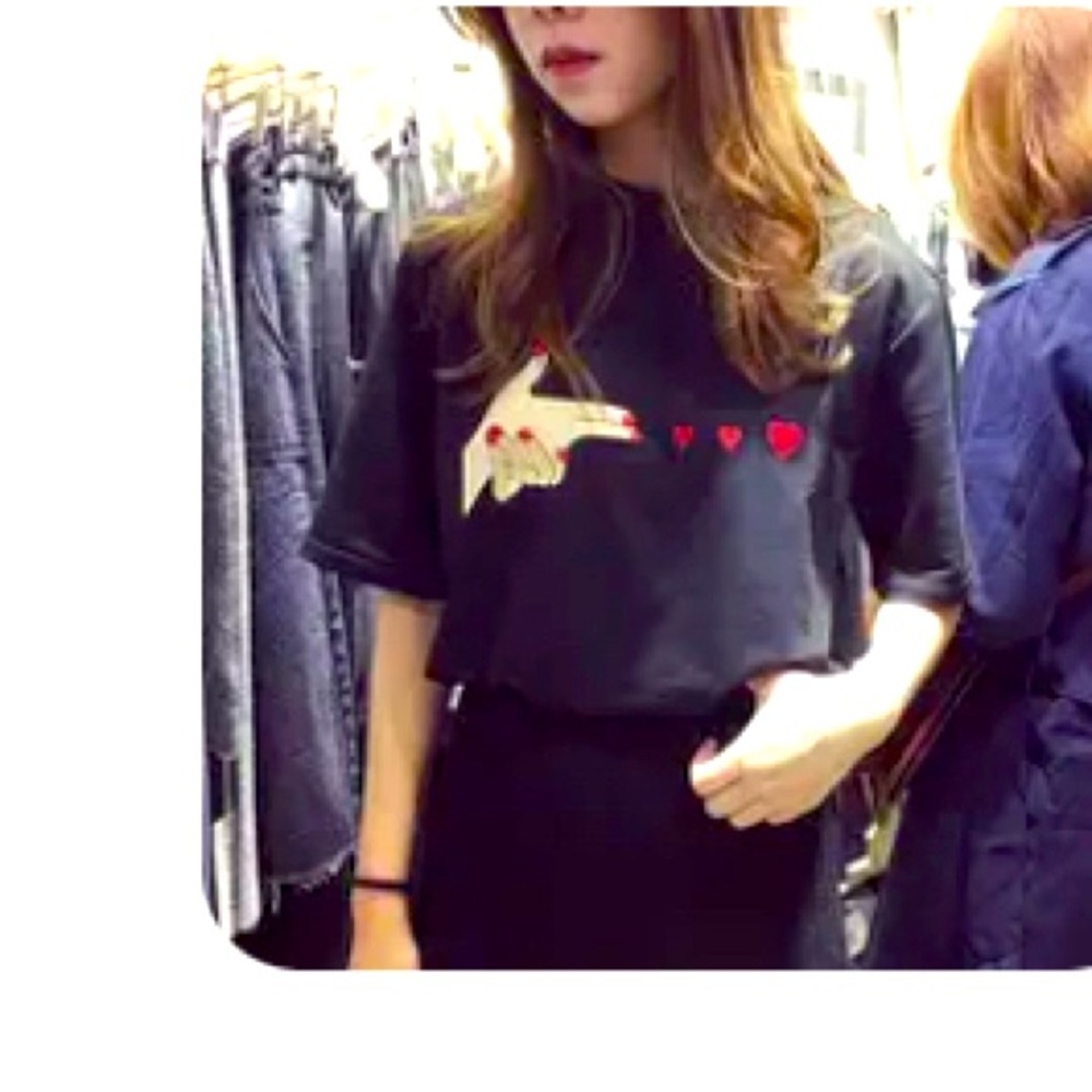 Black oversized women tshirt